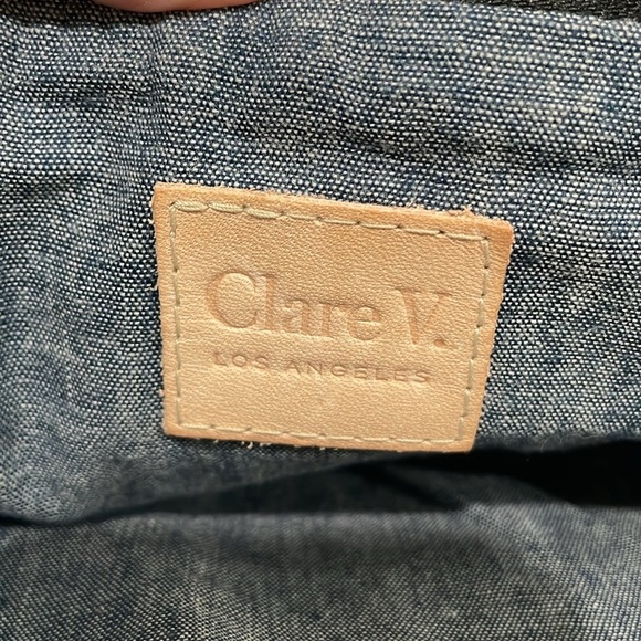 ⭐️Clare V. Foldover Leather Clutch—GORGEOUS!! Like New Condition Inside & Out! - Picture 7 of 12